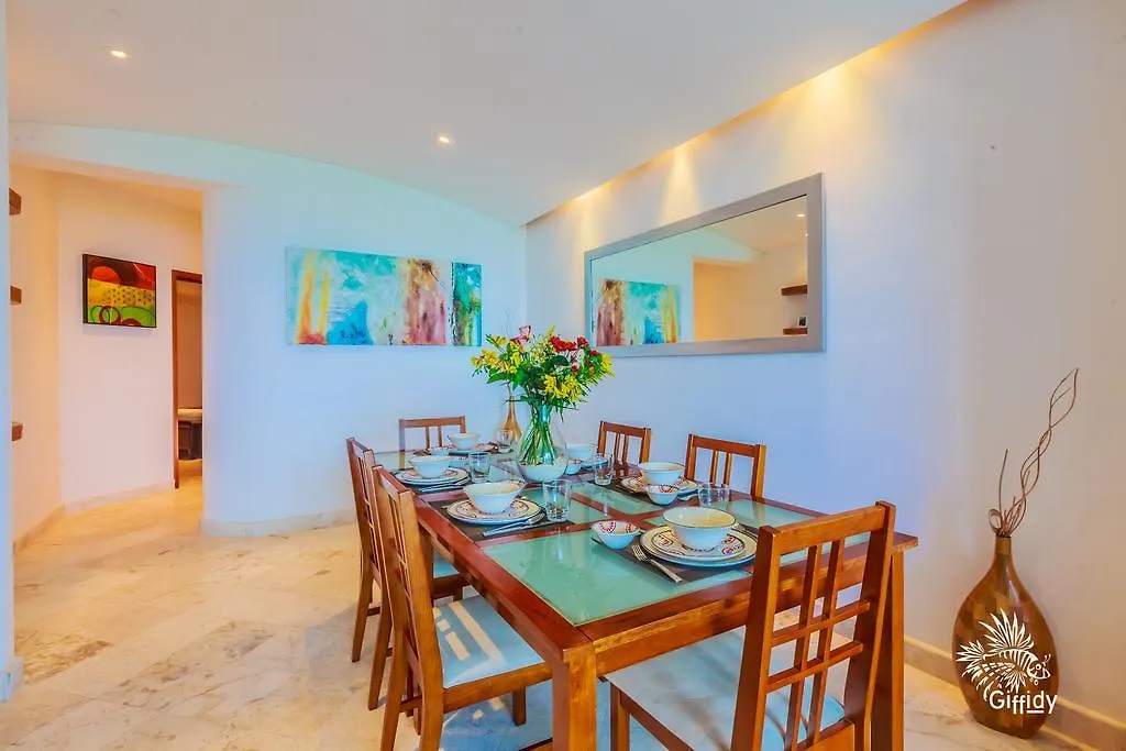 Deep Blue Hotell Isla Mujeres